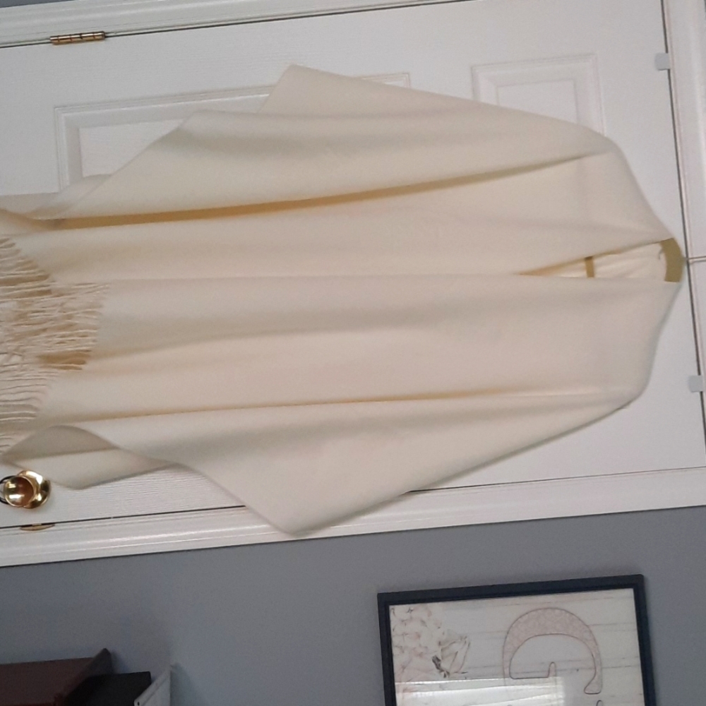Womens cape